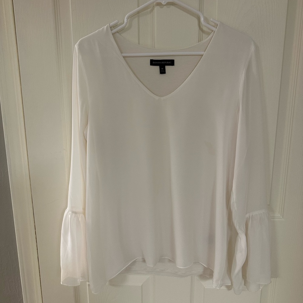 Womens Banana Republic V-Neck dress top.